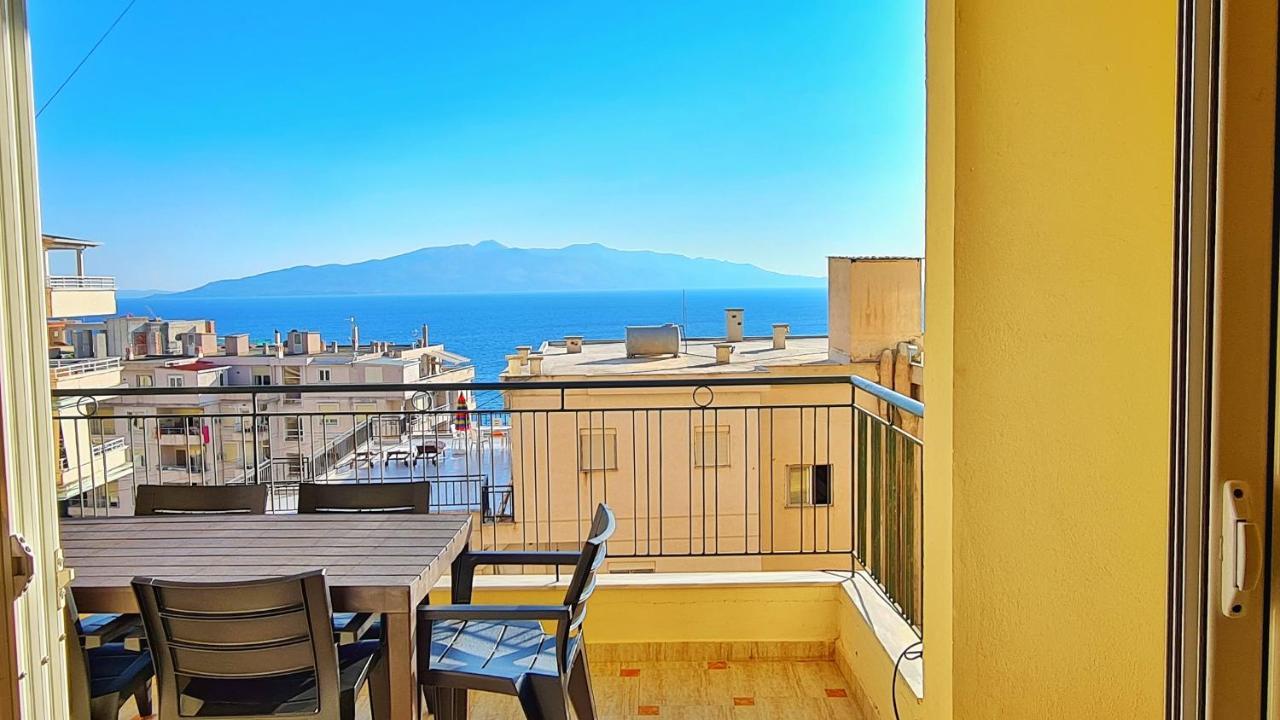 Colorful Sea View Apartment Saranda Extérieur photo