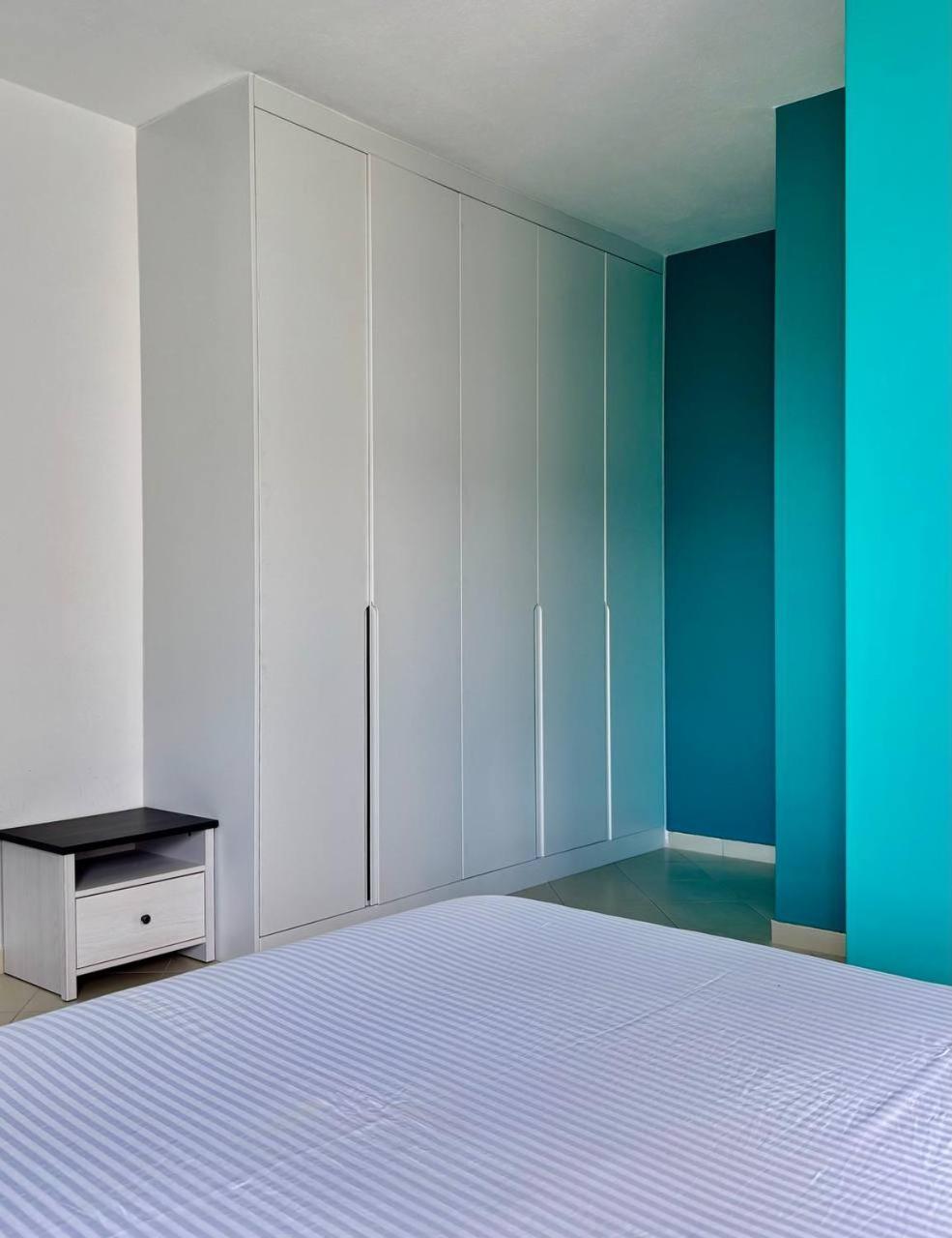 Colorful Sea View Apartment Saranda Extérieur photo