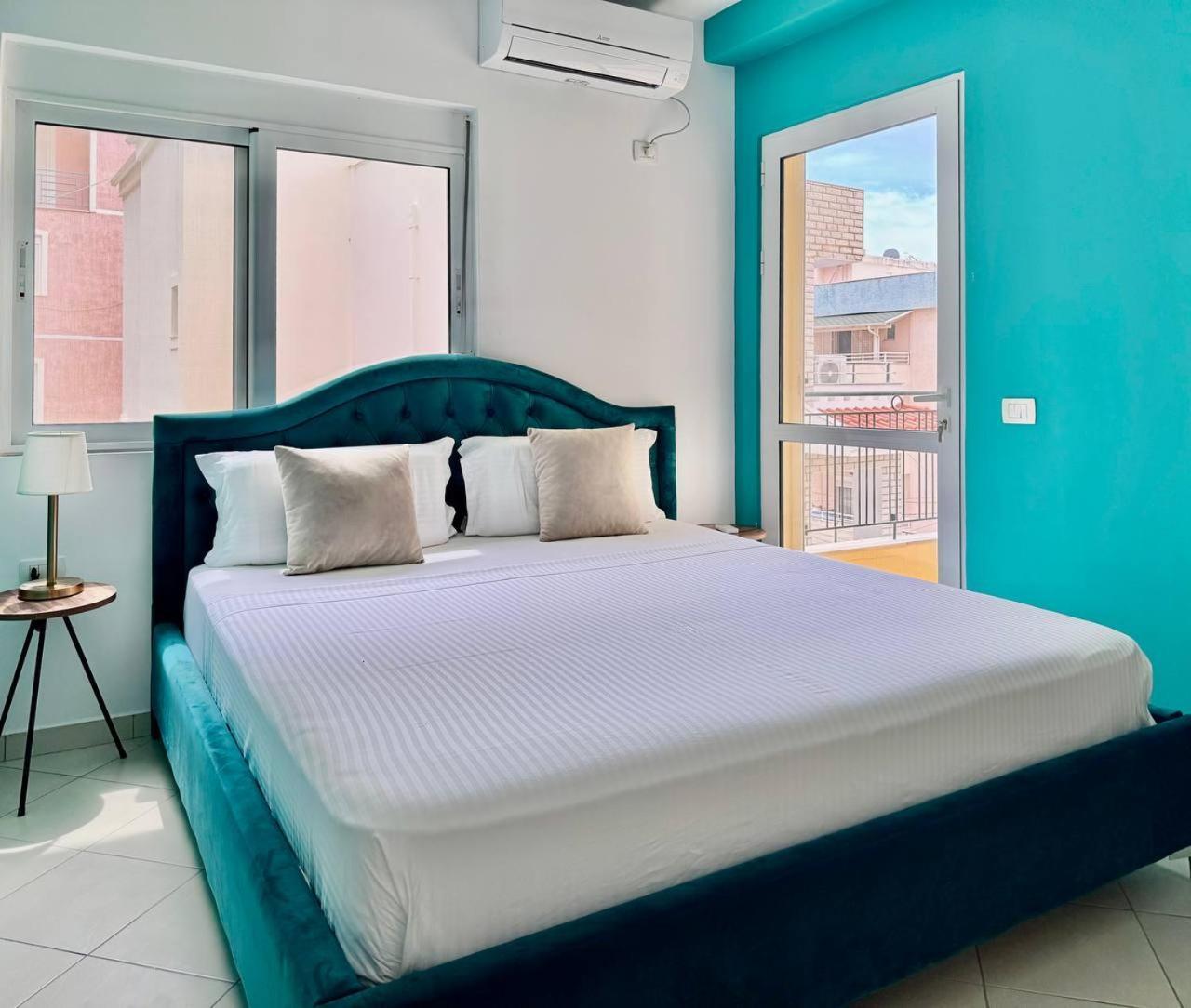 Colorful Sea View Apartment Saranda Extérieur photo